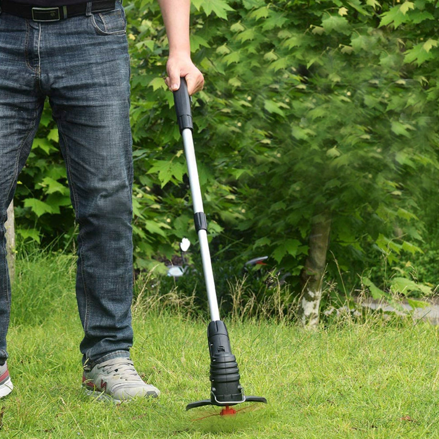 1Pc Electric Cordless Grass Trimmer Rechargeable Extendable With 5 Blades 1 Battery